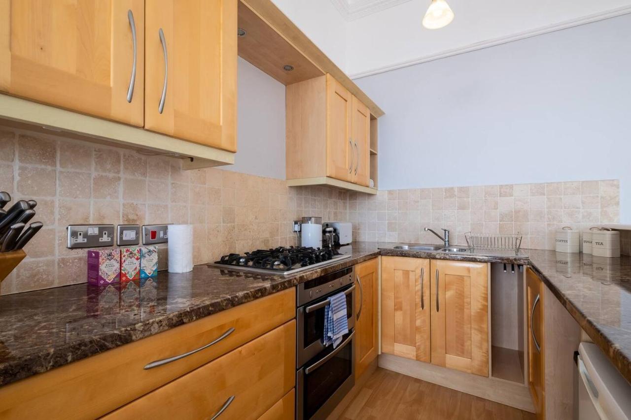 Apartmán Spectacular Sea Views! Stylish Apt With Balcony Hove Exteriér fotografie